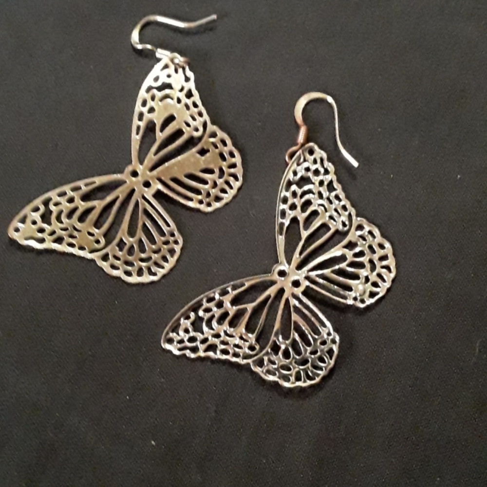 Butterfly ear rings silver